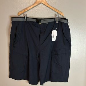 Mapamyumco NWT Men’s Cargo Shorts size 4XL stretch and  lightweight